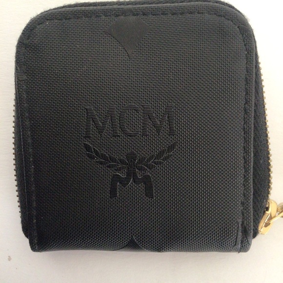 MCM VINTAGE MINI ZIPPERED COIN WALLET - Picture 2 of 11